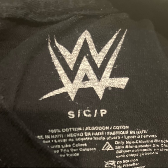 WWE The Undertaker T-Shirt Size Small - Picture 3 of 4
